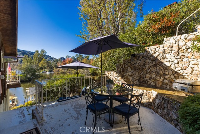 Detail Gallery Image 39 of 54 For 2232 Lakeshore, Agoura Hills,  CA 91301 - 3 Beds | 3 Baths
