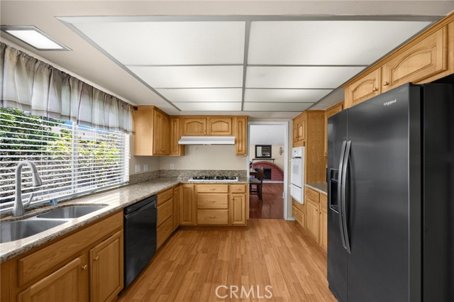 Detail Gallery Image 15 of 36 For 9906 Cedar Ct, Cypress,  CA 90630 - 3 Beds | 2/1 Baths