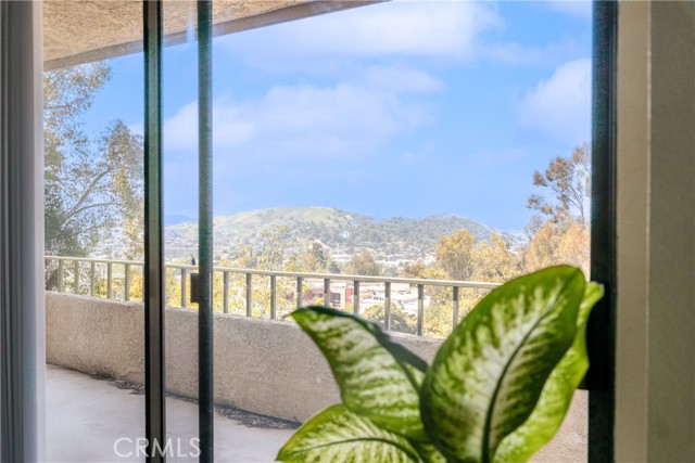 Detail Gallery Image 19 of 27 For 4209 via Arbolada #334,  Los Angeles,  CA 90042 - 3 Beds | 2 Baths