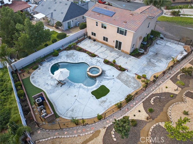 Detail Gallery Image 7 of 54 For 22270 Pinto Dr, Canyon Lake,  CA 92587 - 4 Beds | 3 Baths