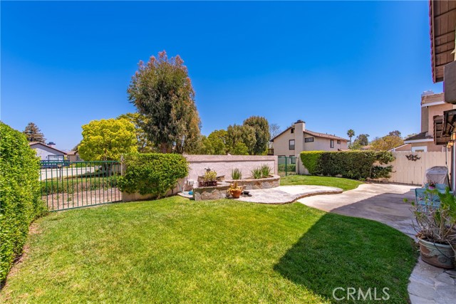 Detail Gallery Image 32 of 37 For 161 Silver Fern Ct, Simi Valley,  CA 93065 - 3 Beds | 2/1 Baths