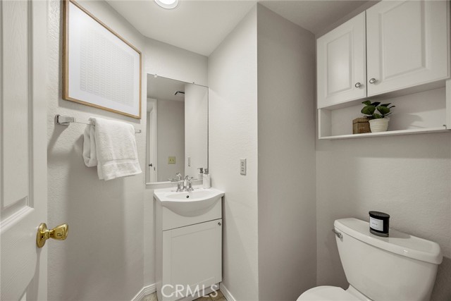 13639 Meadow Crest Drive, Chino Hills CA: https://media.crmls.org/medias/6e2b08b4-b087-4779-a050-b7d07d00df3c.jpg