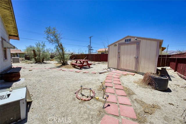 Detail Gallery Image 7 of 47 For 13319 Wildrose St, Trona,  CA 93562 - 2 Beds | 1 Baths