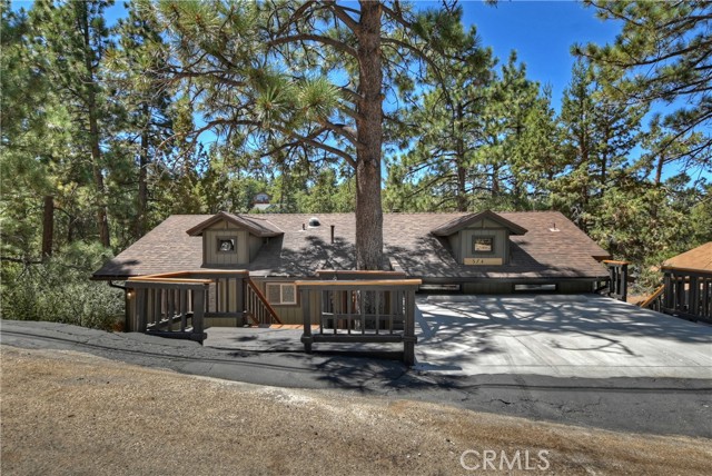 Detail Gallery Image 3 of 37 For 574 Villa Grove, Big Bear City,  CA 92314 - 3 Beds | 2 Baths