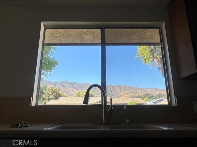354 N. Vista Bonita, Glendora CA: https://media.crmls.org/medias/6e2eccf8-e6f6-4f3e-8c76-e3a0754d0c1e.jpg