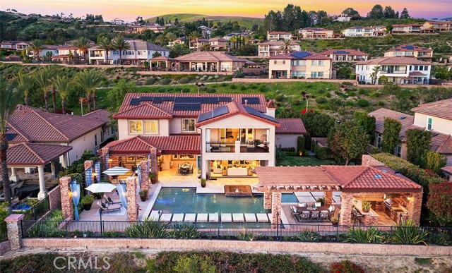 Detail Gallery Image 3 of 75 For 4111 Cortona Ct, Yorba Linda,  CA 92886 - 6 Beds | 5/1 Baths