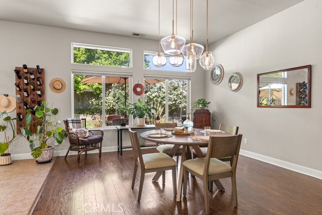 Detail Gallery Image 7 of 39 For 5212 Honey Rock Ct, Oroville,  CA 95966 - 5 Beds | 3 Baths