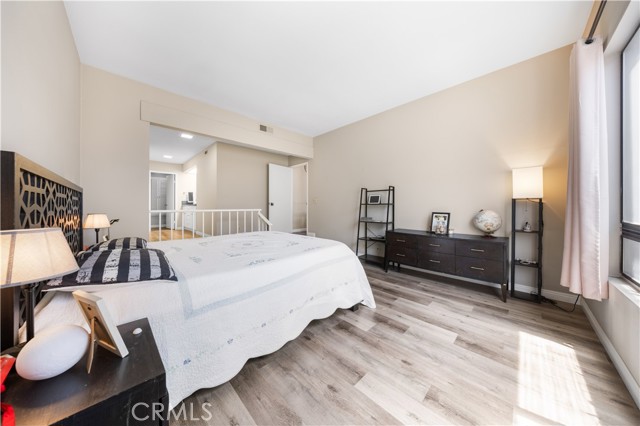 11 Palos, Irvine CA: https://media.crmls.org/medias/6e310dee-c050-4d1b-82b9-11c32779eb0e.jpg