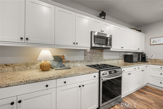 Detail Gallery Image 20 of 58 For 4975 Oak Moss, Fontana,  CA 92336 - 4 Beds | 3 Baths