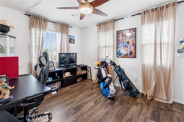 35729 Sundew Lane, Murrieta CA: https://media.crmls.org/medias/6e33bf69-792d-4049-b9cc-3fa844d35598.jpg