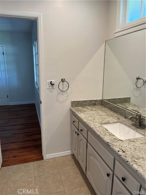 Detail Gallery Image 15 of 20 For 5341 Dubois Ave, Woodland Hills,  CA 91367 - 4 Beds | 2/1 Baths