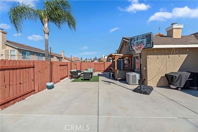 Detail Gallery Image 9 of 40 For 7235 Ayers Rock, Riverside,  CA 92508 - 3 Beds | 2 Baths