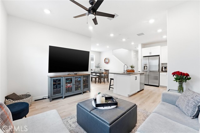 Image 13 of 45 For 3945 Lavine Way  101