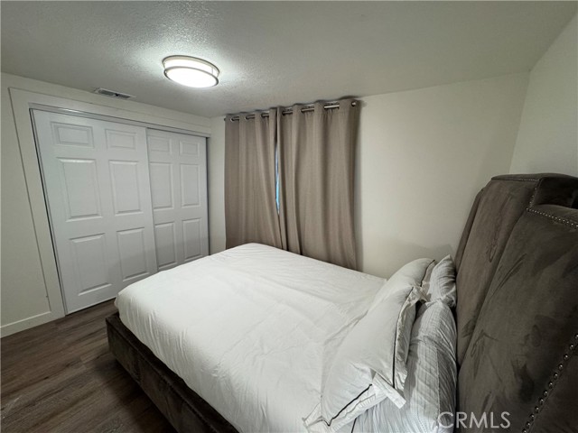 Detail Gallery Image 12 of 20 For 40419 Big Bear Bld, Big Bear Lake,  CA 92315 - 3 Beds | 2 Baths