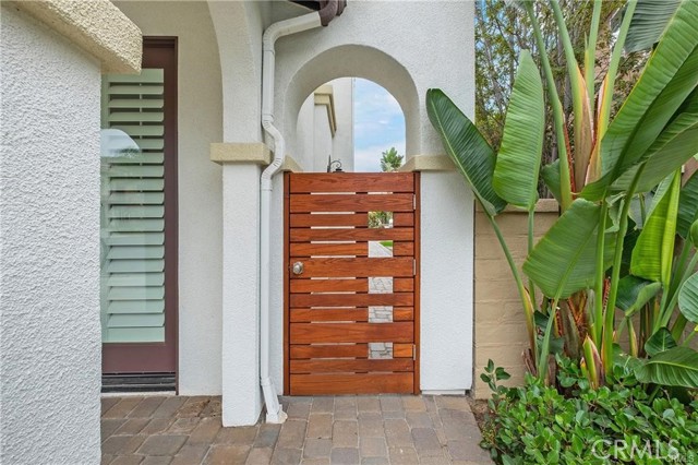 19 Via Cuenta Nueva, San Clemente CA: https://media.crmls.org/medias/6e36a3dc-6563-4265-8336-c76e66be5f10.jpg