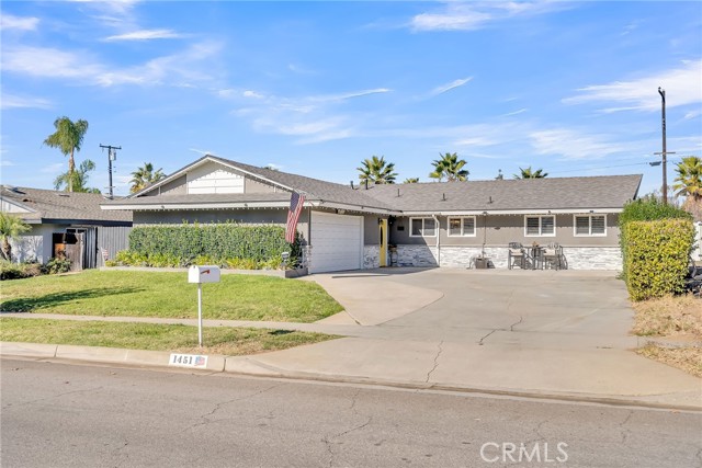 Detail Gallery Image 1 of 31 For 1451 Laramie Ave, Redlands,  CA 92374 - 4 Beds | 2 Baths