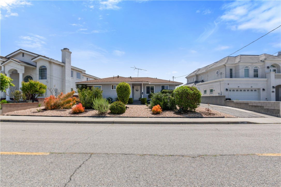Image 2 for 940 S Lincoln Ave, Monterey Park, CA 91755