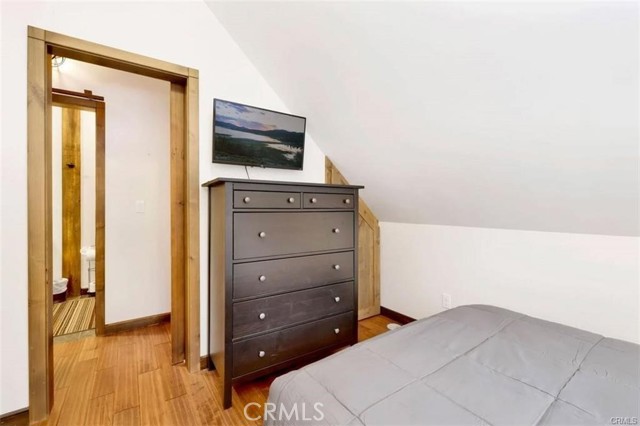 40221 Esterly Lane, Big Bear Lake CA: https://media.crmls.org/medias/6e39eb94-5ba7-41ba-bce4-e11951f3852e.jpg