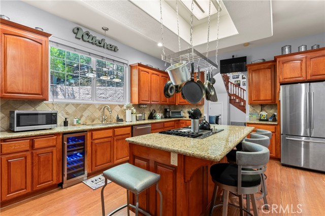 Detail Gallery Image 21 of 55 For 27312 Little Bear Rd, Lake Arrowhead,  CA 92391 - 4 Beds | 4/1 Baths