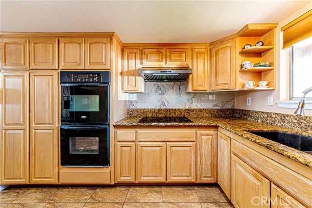 13154 Waco Dr, Apple Valley, CA 92308 Listing Photo  13
