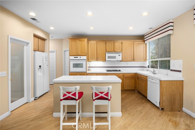 Detail Gallery Image 11 of 37 For 7343 Legacy Pl, Rancho Cucamonga,  CA 91730 - 4 Beds | 3 Baths