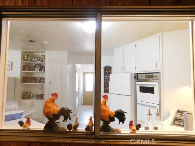 2200 W Wilson Street, Banning CA: https://media.crmls.org/medias/6e3dbc1b-9b23-4d1c-9feb-7b49721e81d1.jpg