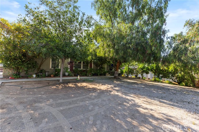 27679 Junipero Road, Menifee CA: https://media.crmls.org/medias/6e3dbcfc-5b7d-4d34-8b5a-6dfc9c880492.jpg
