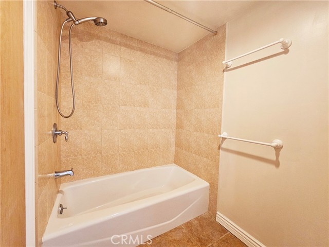 Detail Gallery Image 13 of 16 For 10966 Rochester#2 Ave, Los Angeles,  CA 90024 - 1 Beds | 1 Baths