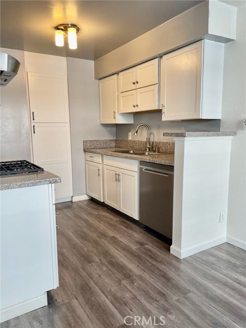 Detail Gallery Image 9 of 15 For 10920 Moorpark, North Hollywood,  CA 90062 - 1 Beds | 1 Baths