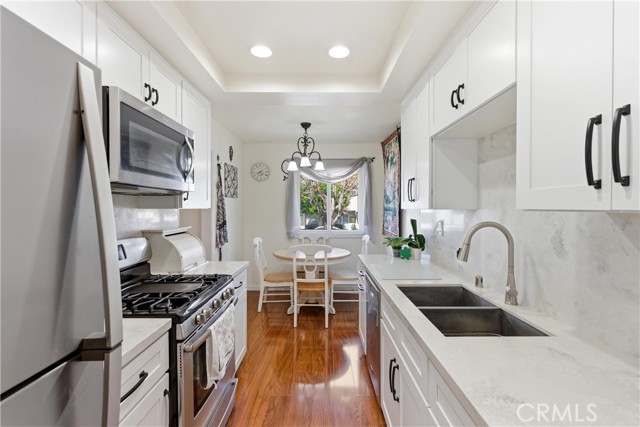 Detail Gallery Image 12 of 37 For 8276 Constantine Drive, Huntington Beach,  CA 92646 - 2 Beds | 1/1 Baths