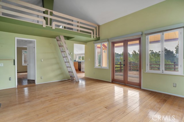 2052 N Alvarado N Street, Los Angeles CA: https://media.crmls.org/medias/6e40697c-102a-485b-ae1e-ed3d26fa6891.jpg