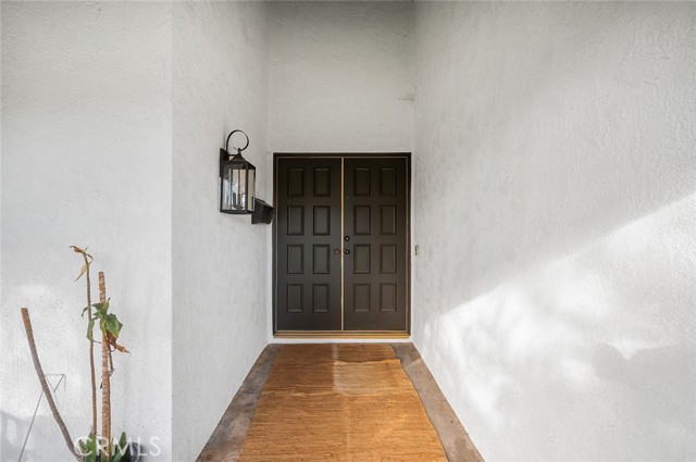 Detail Gallery Image 5 of 67 For 3129 S Rene Dr, Santa Ana,  CA 92704 - 4 Beds | 3 Baths