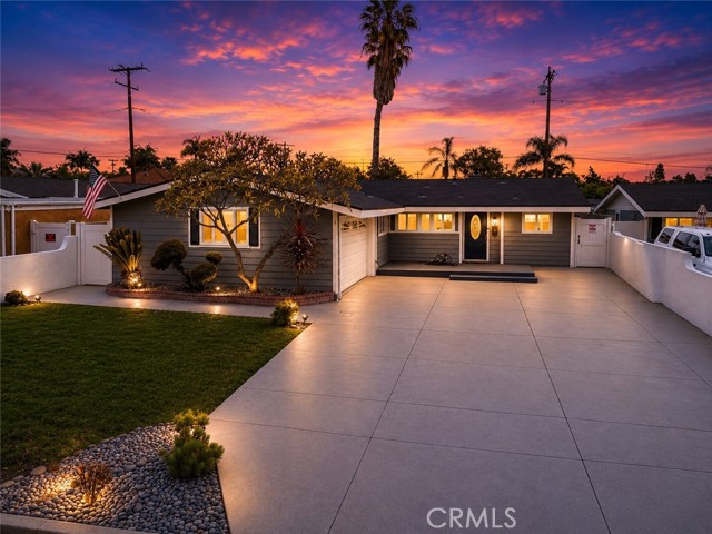 Front Image Thumbnail for CRDW26171646