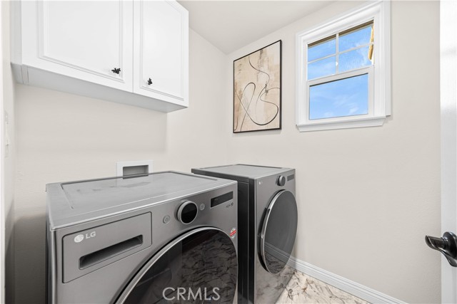 Image 47 of 71 For 23195 Stoneridge