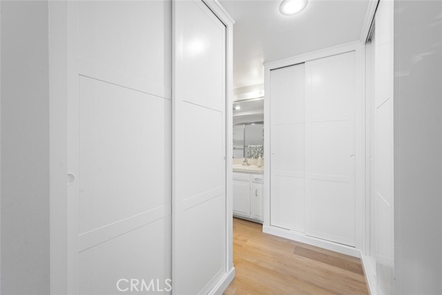 1930 St John Road, Seal Beach CA: https://media.crmls.org/medias/6e442206-e479-4b59-95b2-f83f097ca55c.jpg
