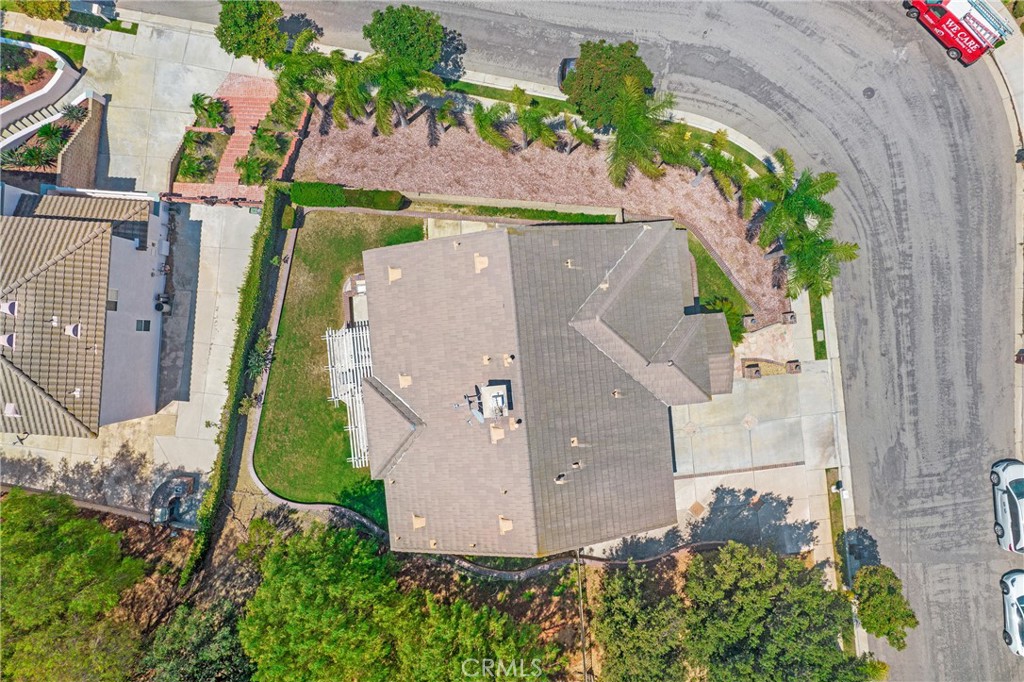 https://media.crmls.org/medias/6e44fd58-c32f-4552-8f7c-1da88b42b40d.jpg?preset=X-Large