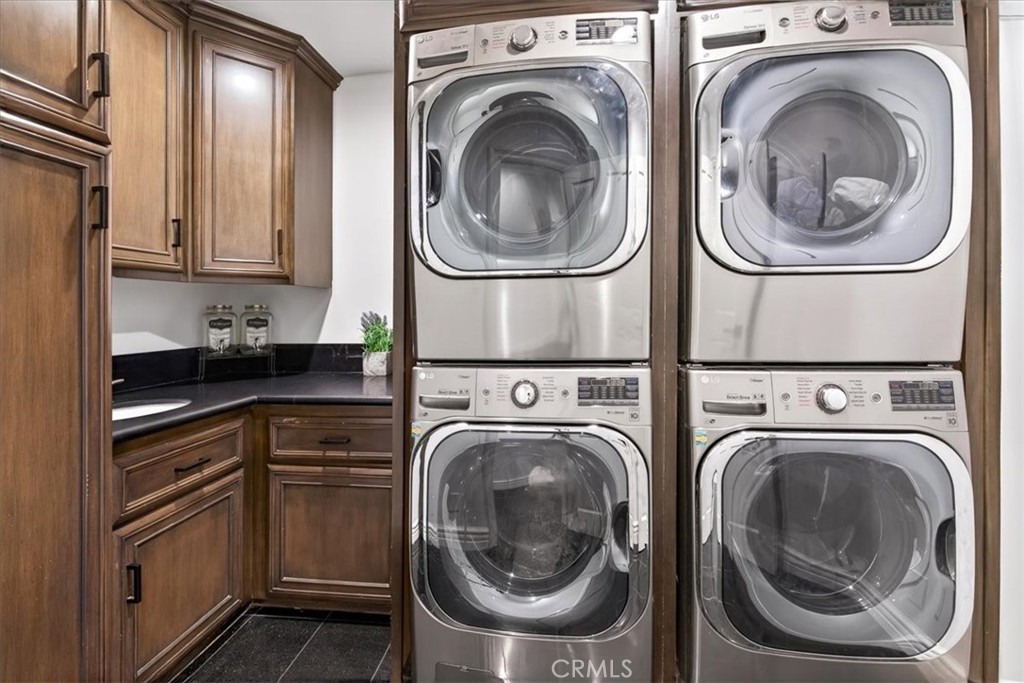 MLS #OC26151905 image #32