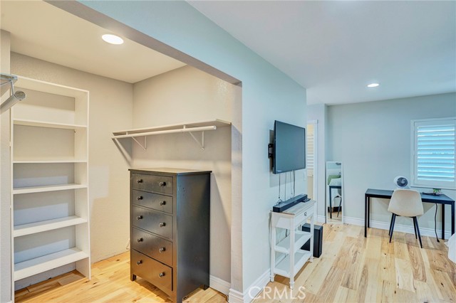 17 Westbrook Lane, Pomona CA: https://media.crmls.org/medias/6e45d6f7-ea80-4719-ad60-0603d206485a.jpg