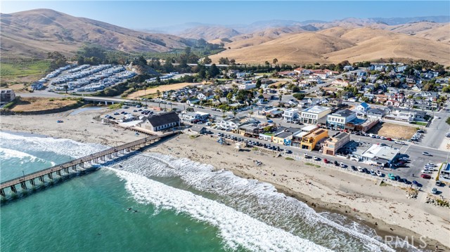 3166 Shearer Avenue, Cayucos CA: https://media.crmls.org/medias/6e467c74-af04-46c2-9ae4-ce4498a31024.jpg