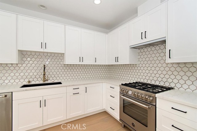 2406 Mathews Avenue, Redondo Beach, California 90278, 4 Bedrooms Bedrooms, ,3 BathroomsBathrooms,Residential,Sold,Mathews,SB21216620