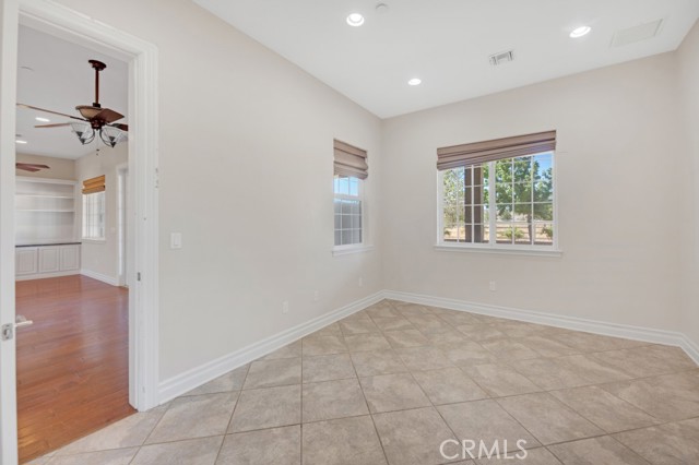 Detail Gallery Image 24 of 44 For 17850 W Avenue E8, Lancaster,  CA 93536 - 3 Beds | 2/1 Baths