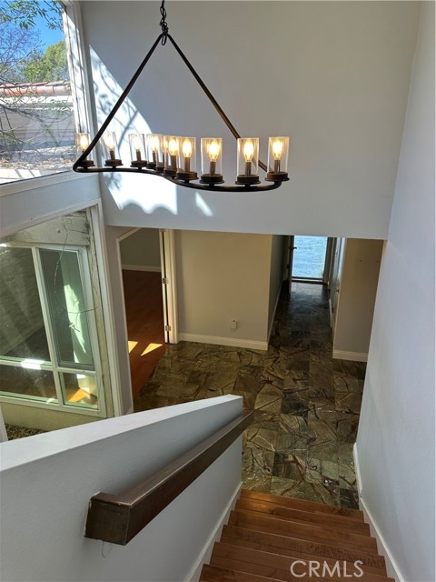 Image 14 of 27 For 516 Westchester