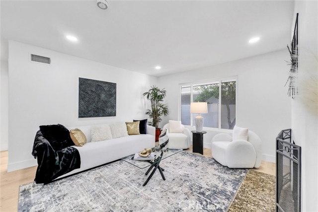 Detail Gallery Image 17 of 43 For 1437 N Kathleen, Orange,  CA 92867 - 4 Beds | 2 Baths