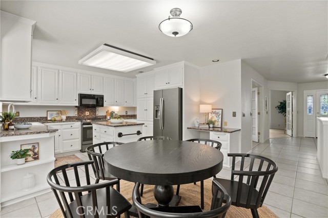 Detail Gallery Image 15 of 42 For 735 Silverado Estates Ct, Chico,  CA 95973 - 4 Beds | 2 Baths