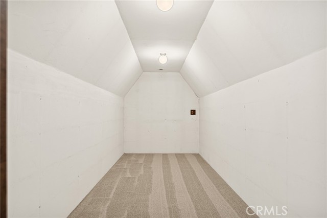 Detail Gallery Image 19 of 40 For 31413 Overhill Dr, Running Springs,  CA 92382 - 5 Beds | 2 Baths