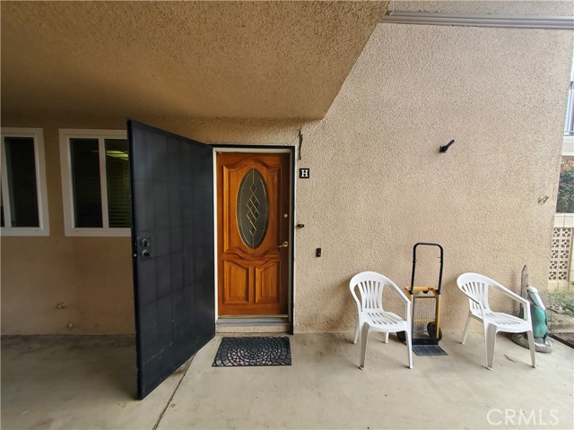 Detail Gallery Image 1 of 11 For 1980 Mckinney Way 13h,  Seal Beach,  CA 90740 - 2 Beds | 2 Baths