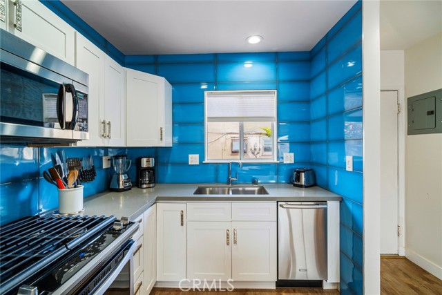 Detail Gallery Image 8 of 31 For 1025 S Coast Hwy a,  Laguna Beach,  CA 92651 - 0 Beds | 1 Baths