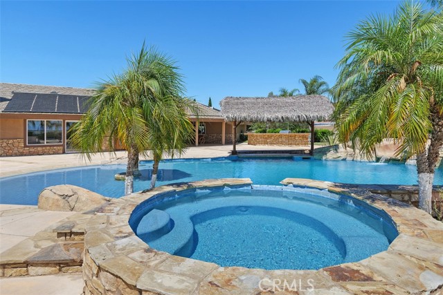 37789 Avenida La Cresta, Murrieta CA: https://media.crmls.org/medias/6e4a20fd-a062-40ab-ae51-ac04de8797c7.jpg