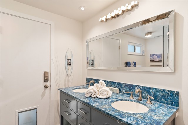 Detail Gallery Image 21 of 40 For 723 Avenida Presidio, San Clemente,  CA 92672 - 4 Beds | 2 Baths