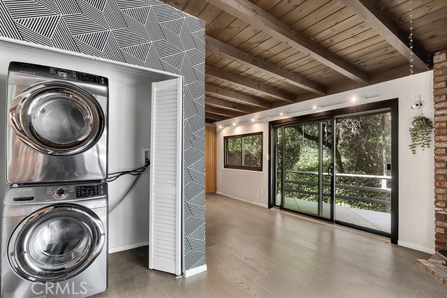 Detail Gallery Image 9 of 21 For 4283 Morro, Woodland Hills,  CA 91364 - 3 Beds | 2 Baths